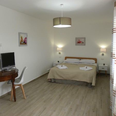 카스텔라마레델골포 Ibiscus B&B 외부 사진